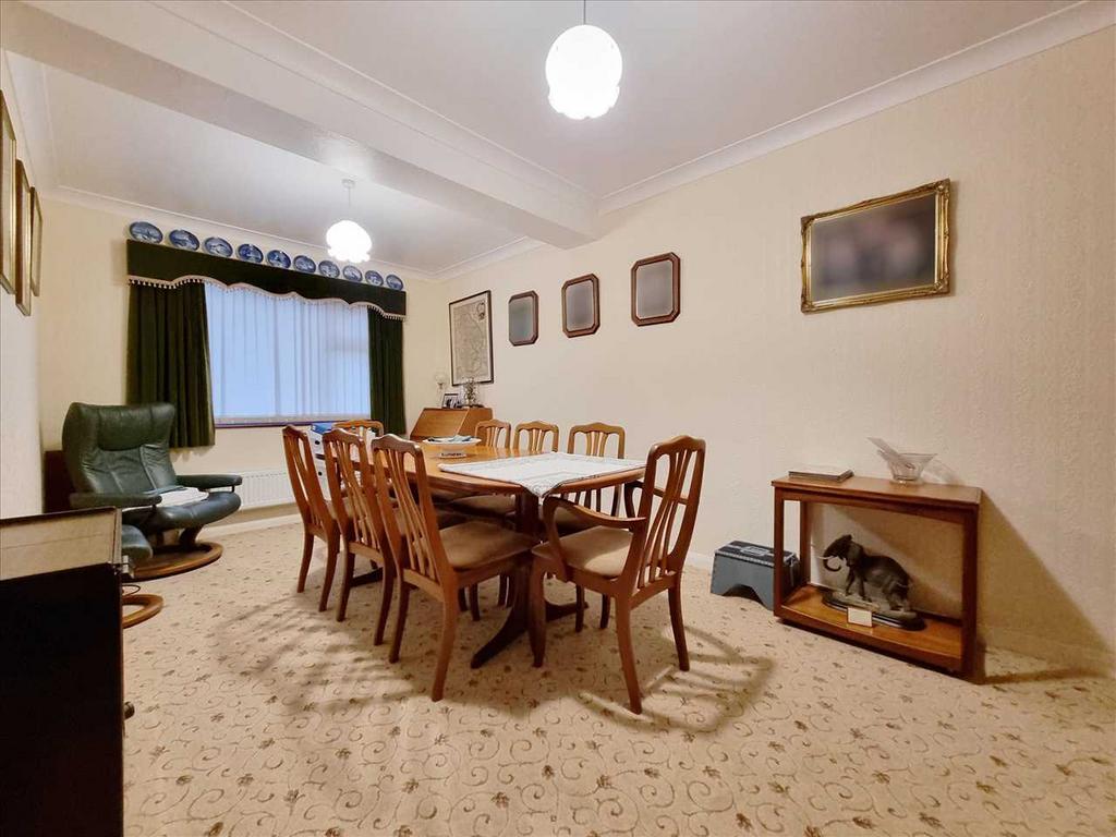 Dining Room: