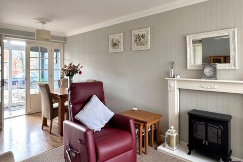 2 bedroom flat for sale, Beechwood Drive, Penarth