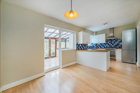 undefined, Hatherop Road, Hampton TW12