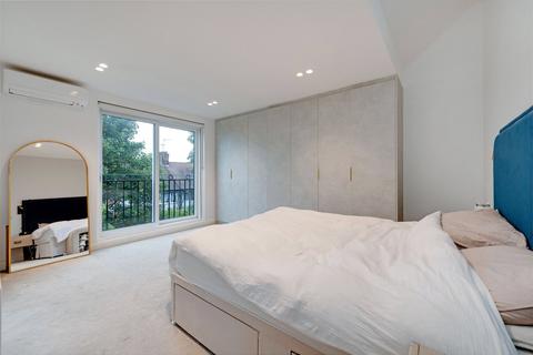 5 bedroom end of terrace house for sale, Hampstead Gardens, London