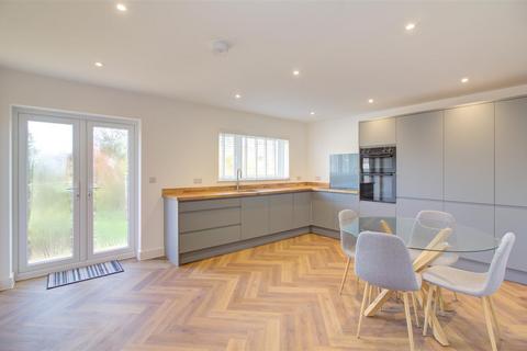 undefined, 7 Park Road, Malmesbury