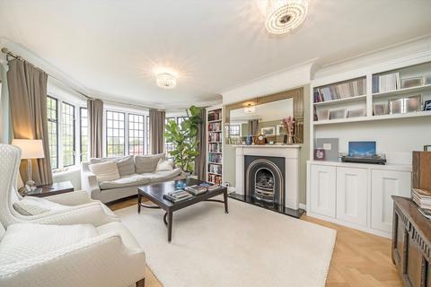 3 bedroom flat for sale, Manor Fields, London SW15