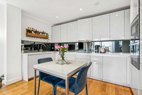 2 bedroom flat for sale, Clapham Road, London SW9