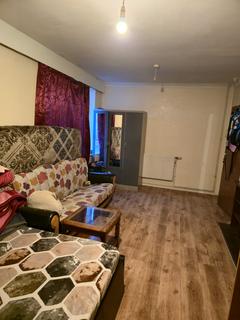 Boundary Road, Barking IG11