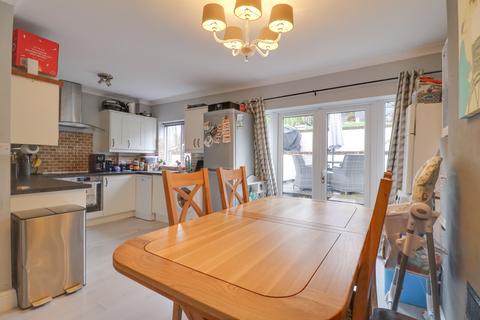 3 bedroom semi-detached house for sale, Lawrence Grove, Woolston