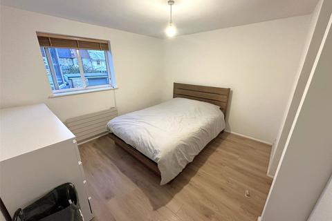 undefined, Copthorne Mews, Hayes, Greater London, UB3