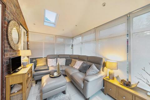 undefined, Coopers Way, Dunstable LU5
