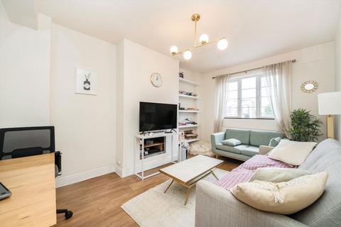 2 bedroom flat for sale, Uxbridge Road, London W12