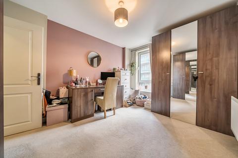 2 bedroom apartment for sale, Norman Road, London