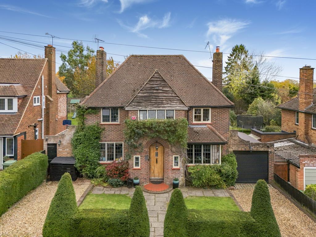 Bloomfield Road, Hertfordshire AL5 4 bed detached house for sale - £ ...