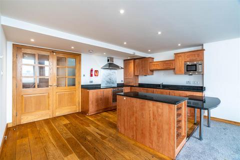 2 bedroom apartment to rent, Grainger Street, City Centre, NE1