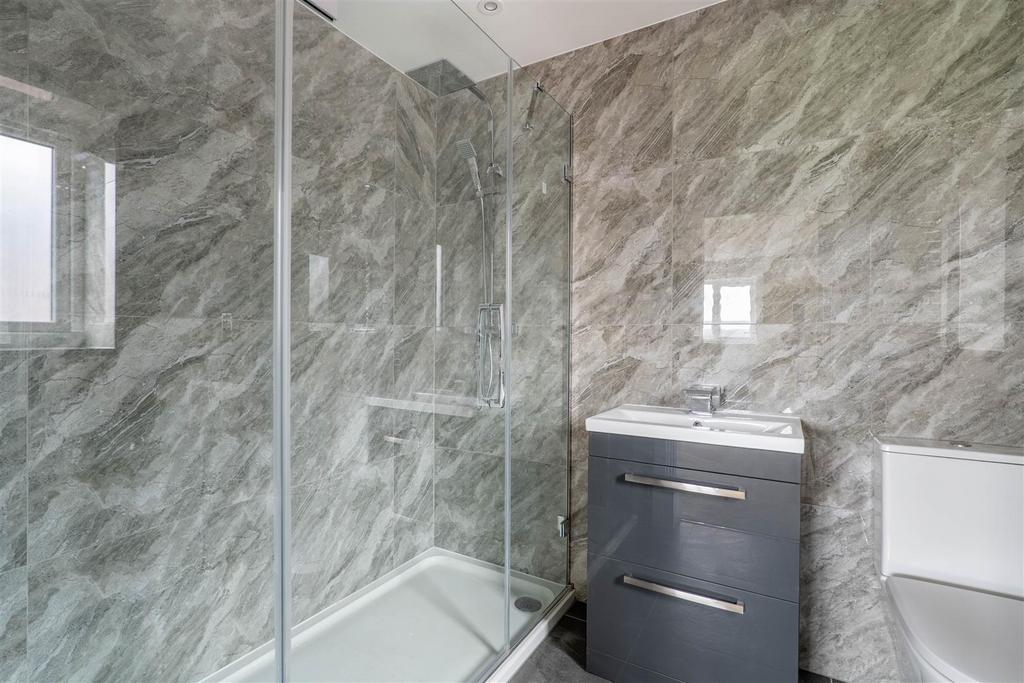 Master Bedroom Ensuite (Example)