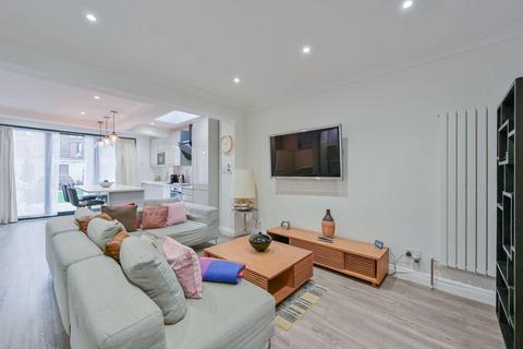 undefined, Western Road, Colliers Wood, London, SW19