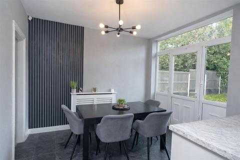 7 bedroom semi-detached house for sale, St. Martins Road, Leeds LS7