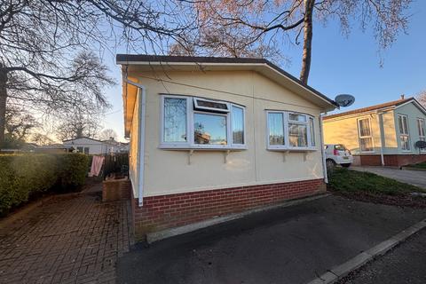 2 bedroom park home for sale, Great Blakenham, Ipswich, Suffolk