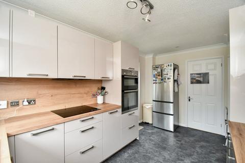 4 bedroom detached house for sale, Silverspot Close, Rainham, Gillingham, ME8
