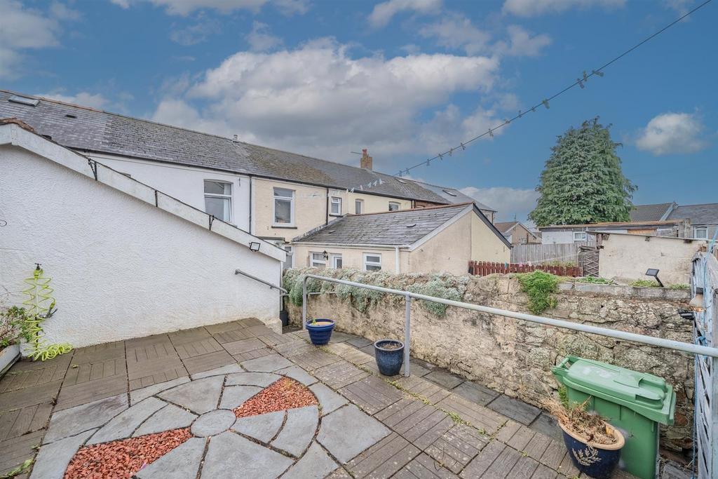 3 Coed Terrace-17.jpg