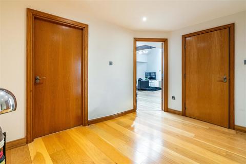 2 bedroom apartment to rent, Murton House, Grainger Street, NE1