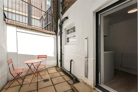 5 bedroom end of terrace house for sale, Lorenzo Street, London, WC1X