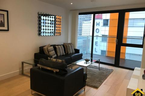 undefined, Kensington Apartment, London, E1