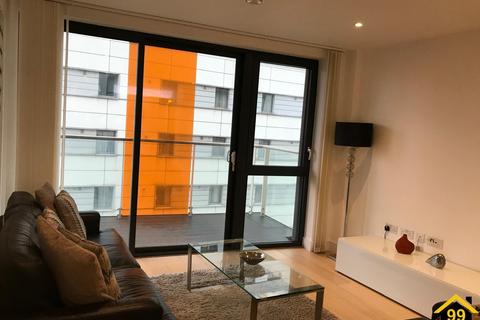 undefined, Kensington Apartment, London, E1