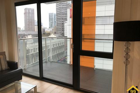 undefined, Kensington Apartment, London, E1