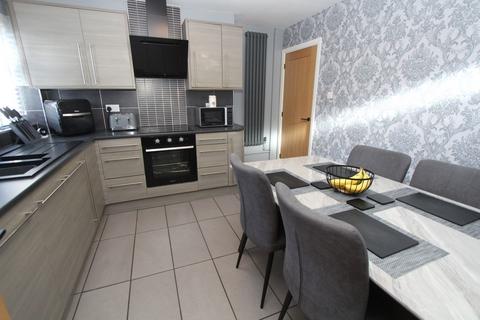 undefined, Heath Road, Dudley DY2