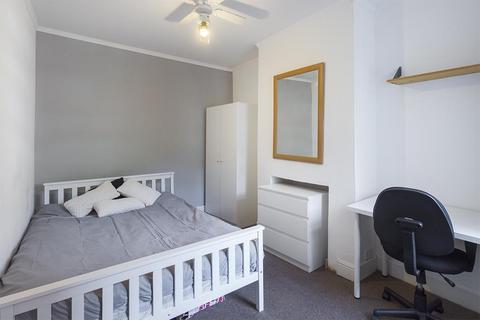 1 bedroom in a house share to rent, Thackeray Road, Portswood, Southampton