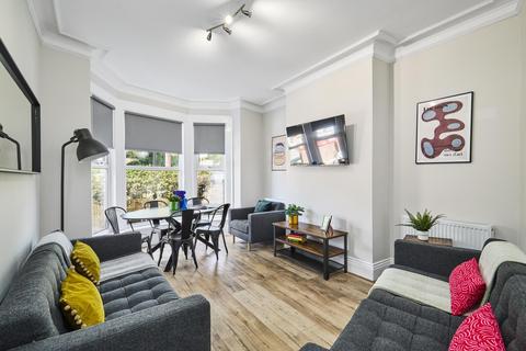 Victoria Road, Leeds LS6