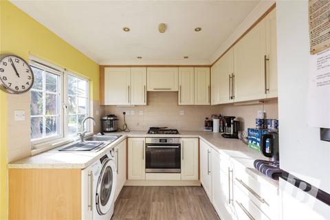 2 bedroom retirement property for sale, Chestnut Grove, Hayes Country Park, Battlesbridge, Wickford, SS11