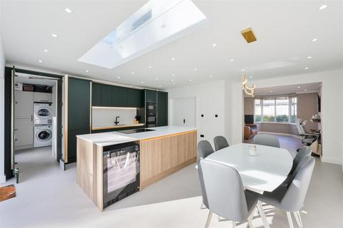 3 bedroom detached house for sale, Ferndale Road, Banstead