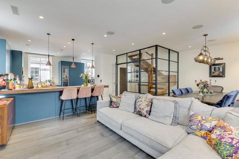 Lambolle Place, Belsize Park