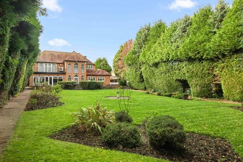 4 bedroom detached house for sale, Oadby, Leicestershire LE2