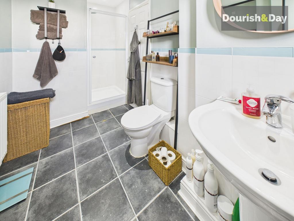 Bedroom 1 En-Suite