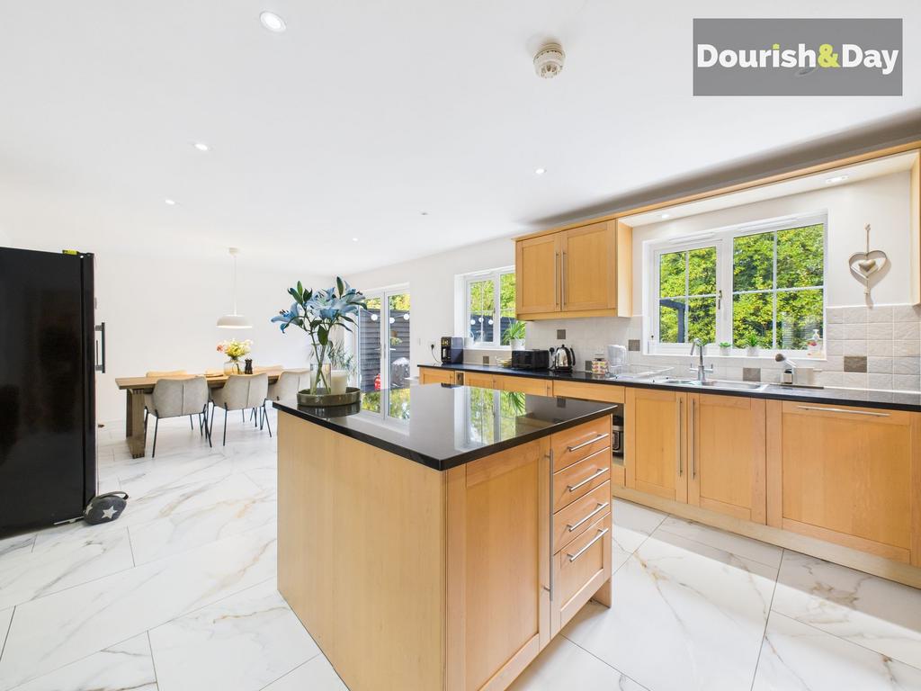 Dining Kitchen