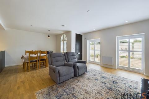 undefined, Salisbury Square, Blackhorse House, AL9