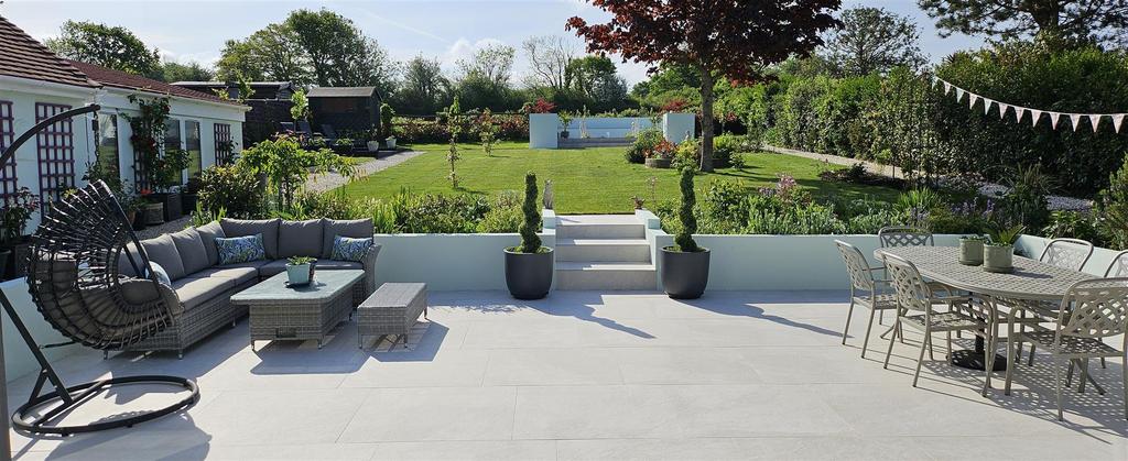 Vendor photo - Ferryside.jpg