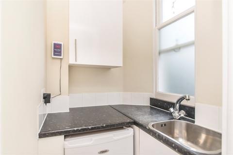 1 bedroom apartment to rent, Hill Street, London, W1J