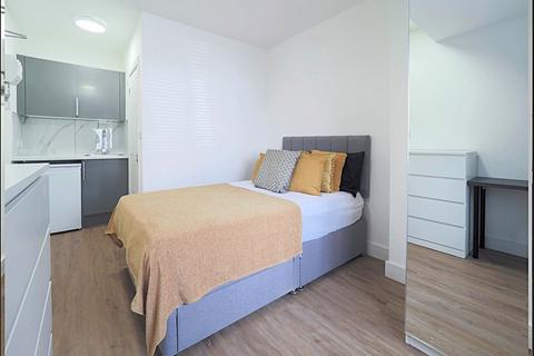 1 bedroom in a house share to rent, The Meadow Way, Harrow HA3