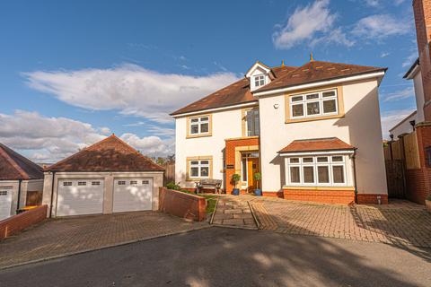 Glasllwch Lane, Newport, NP20