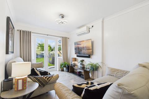 undefined, Oulton Avenue, Upton, CH2