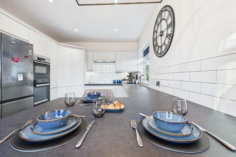 undefined, Oulton Avenue, Upton, CH2