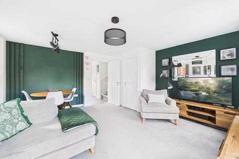 59 Catterick Way, Towcester, NN12 6NX