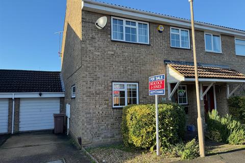 3 bedroom semi-detached house for sale, Bonningtons, Brentwood