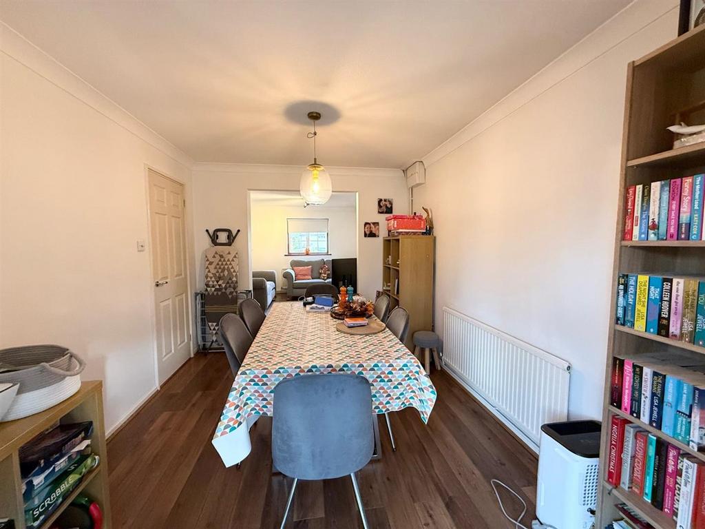 Dinning Room.jpg