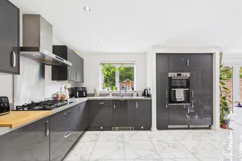 4 bedroom detached house for sale, Salmon Close, Cottingham, East Riding Of Yorkshire, HU16 5LZ