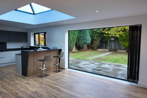 undefined, Cranleigh Drive, Sale M33