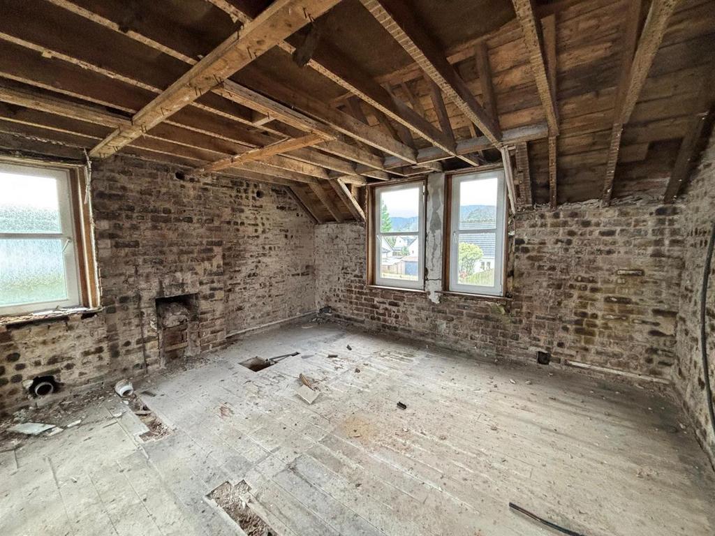 Upper floor