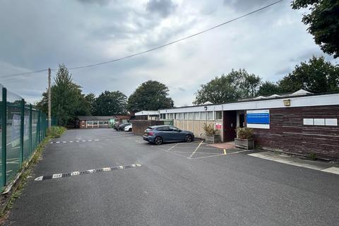 Property to rent - Yewlands Drive, Leyland