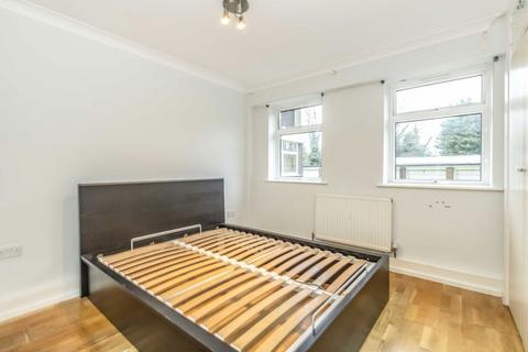 undefined, The Knoll, London W13